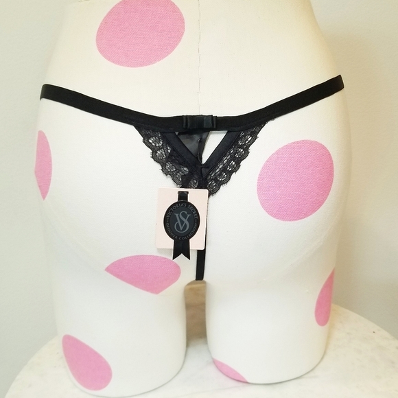 Victoria's Secret Vintage Designer Collection Thong w/ Rhinestone Crystal's NWT - Picture 6 of 16